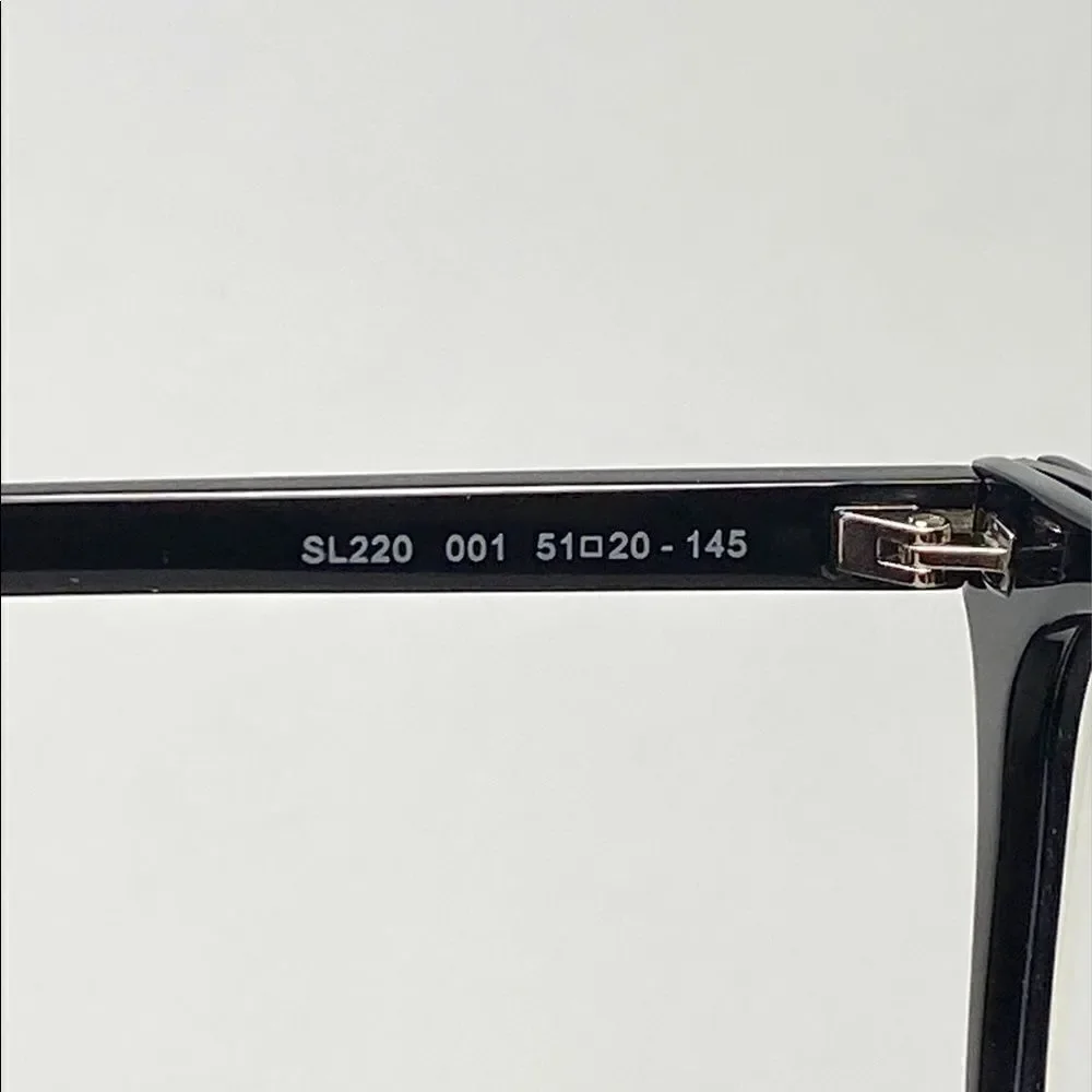Saint Laurent very good